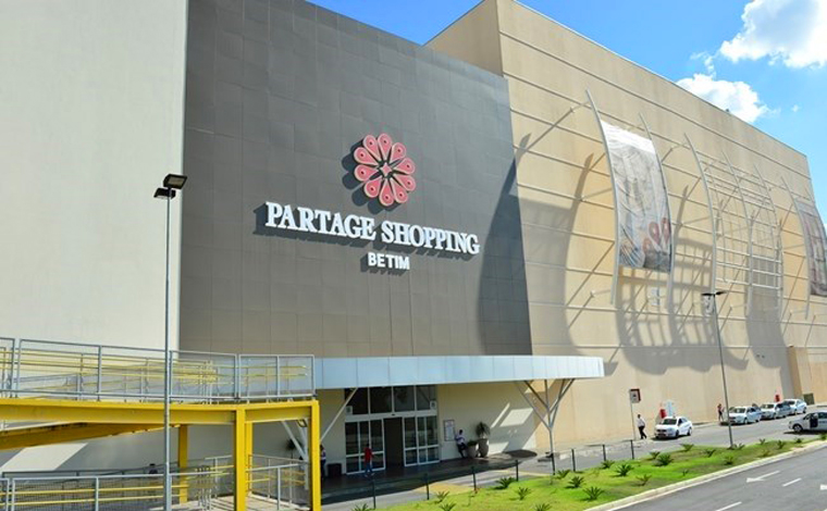 Polícia Militar prende suspeito de entrar em duto de ventilação para furtar shopping na Grande BH