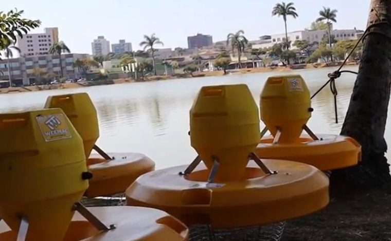 Aeradores são instalados na Lagoa Paulino para aumentar teor de oxigênio da água