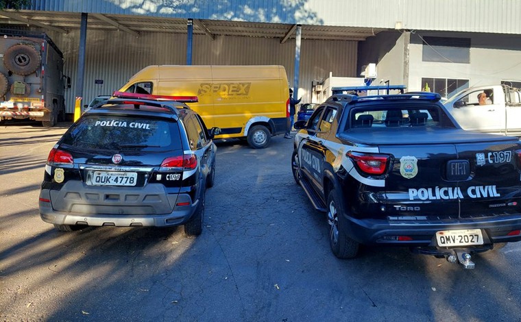 Foto: Elton Lopes/TV Globo - A PolÃ­cia Civil cumpriu na manhÃ£ desta terÃ§a-feira (13), 22 mandados de busca e apreensÃ£o nas cidades de Belo Horizonte, Sete Lagoas, Santana de Pirapama e JequitibÃ¡. NÃ£o houve mandado de prisÃ£o