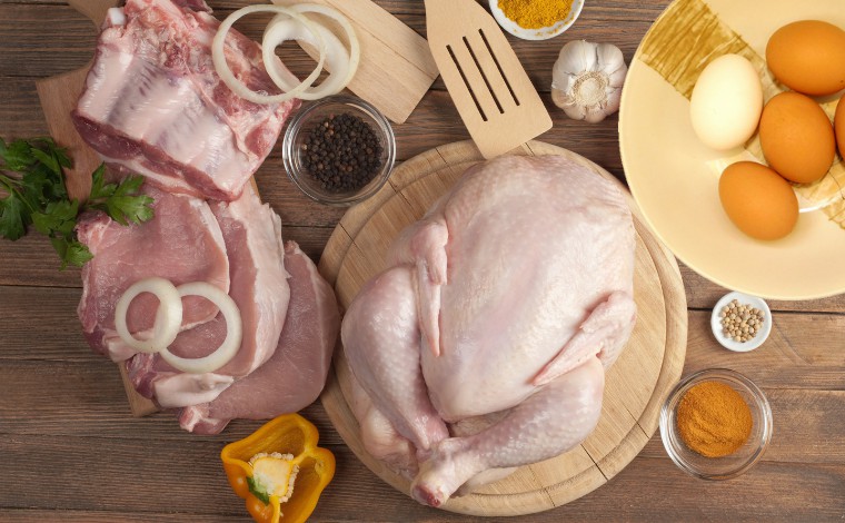 Ovo, frango e carne de porco podem ficar até 50% mais caros, estimam produtores