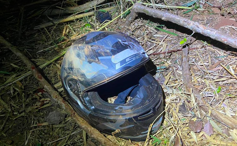 Mulher morre decapitada e homem fica ferido em queda de moto na zona rural de Uberlândia 