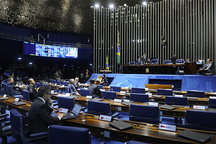 Senado deve concluir hoje votação da PEC (55) do Teto dos Gastos