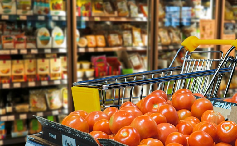 Rede de supermercado de Sete Lagoas oferece vagas de emprego em diversas funções