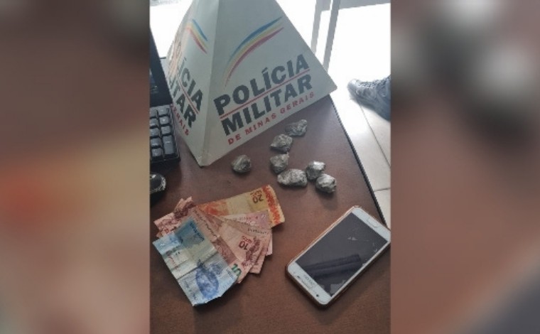 Homem é preso suspeito de comercializar drogas no sistema ‘delivery’ em Sete Lagoas