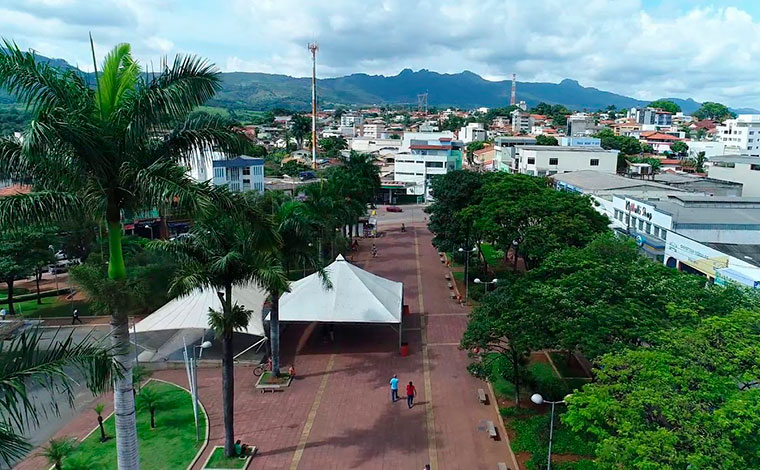 Jovem desaparecido é encontrado morto dentro de caixa de gordura de condomínio em Minas