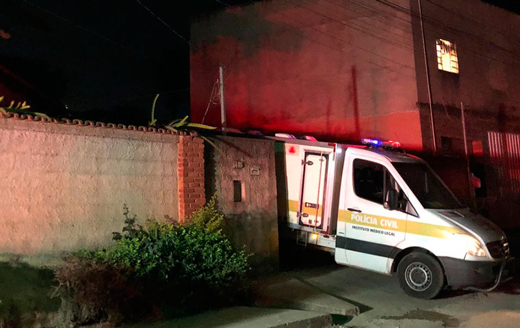 Criança e bebê morrem carbonizados após homem colocar fogo em casa na Grande BH