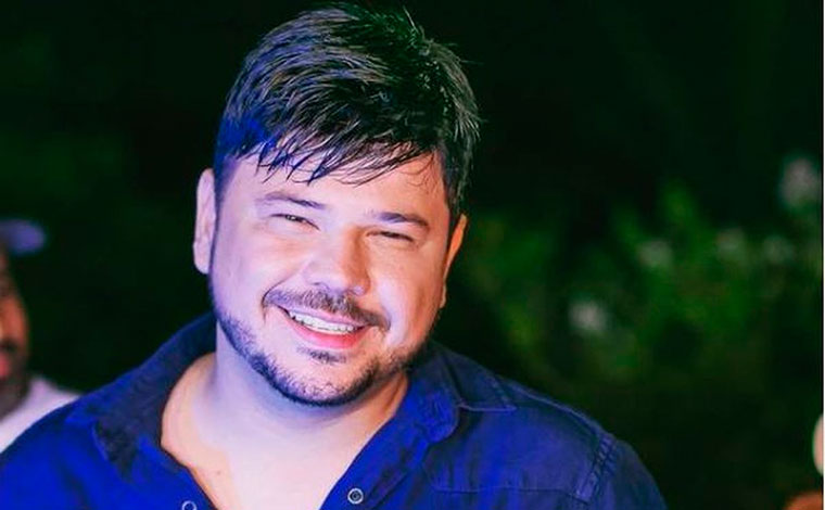 Cantor sertanejo é encontrado morto dentro de carro em Belo Horizonte