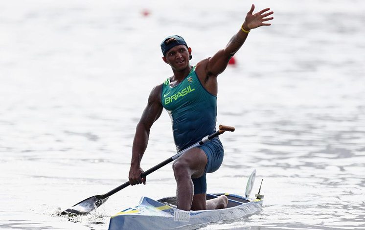 RIO 2016: Isaquias Queiroz leva mais uma medalha na canoagem