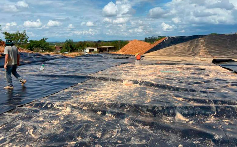 Prefeitura de Sete Lagoas executa obras de expansão no aterro sanitário