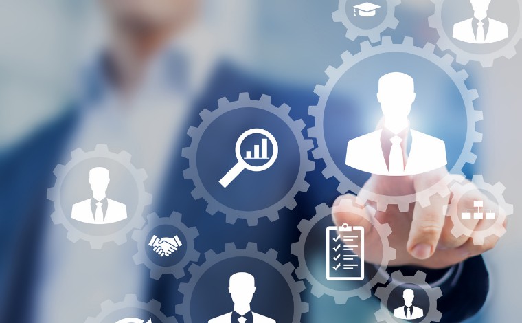 Multitécnica oferece vaga de emprego para Assistente de Projetos