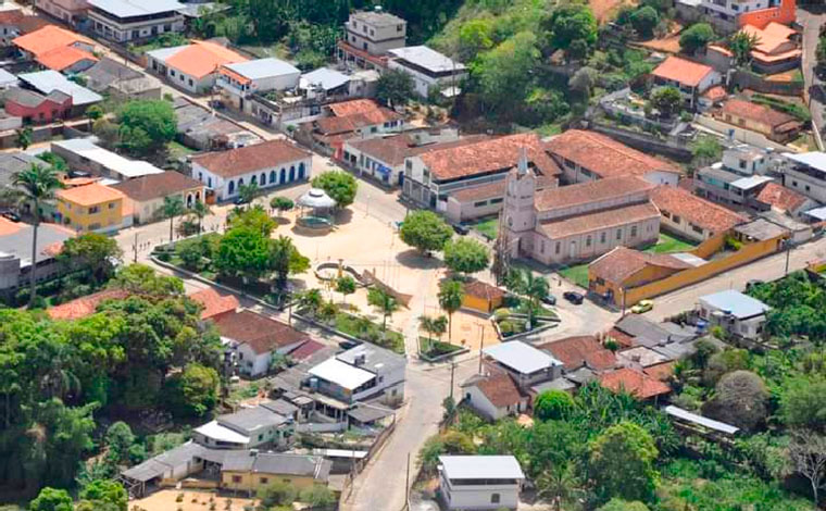 Município de Minas Gerais decreta onda vermelha por 30 dias devido alta de casos de Covid-19