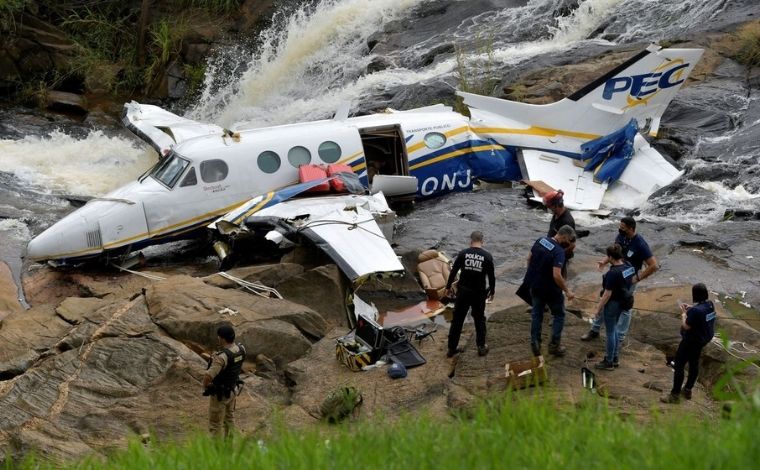 Legista revela possível causa da morte de Marília Mendonça e demais vítimas do acidente de avião 
