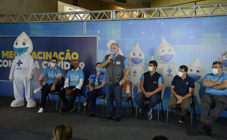 Ministro da Saúde diz que Brasil está com o controle da pandemia nas mãos