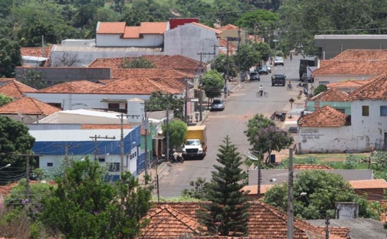 Homem é preso suspeito de matar casal de idosos e criança de 2 anos em fazenda de Minas Gerais