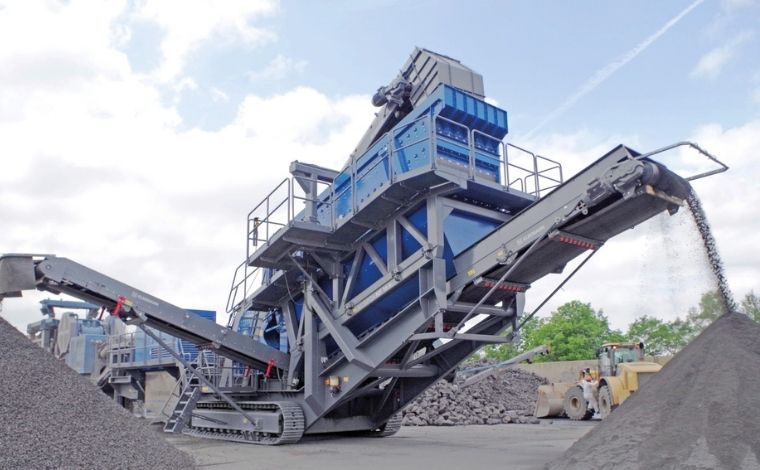 Multitécnica oferece vaga de emprego para Operador de Britador