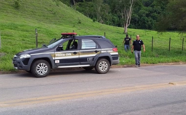  Treze detentos fazem buraco e fogem de presídio em Minas Gerais