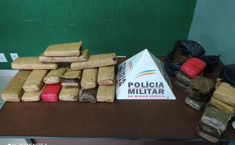 PM localiza e apreende grande quantidade de drogas no bairro Campestre em Sete Lagoas