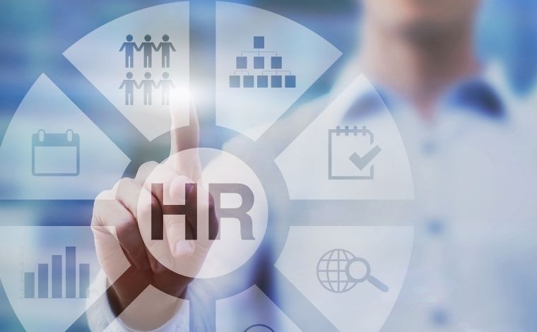 Multitécnica oferece vaga de emprego para Auxiliar de RH
