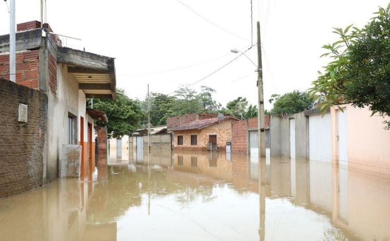 Caixa vai liberar FGTS para cidades atingidas pelas chuvas em Minas Gerais e na Bahia