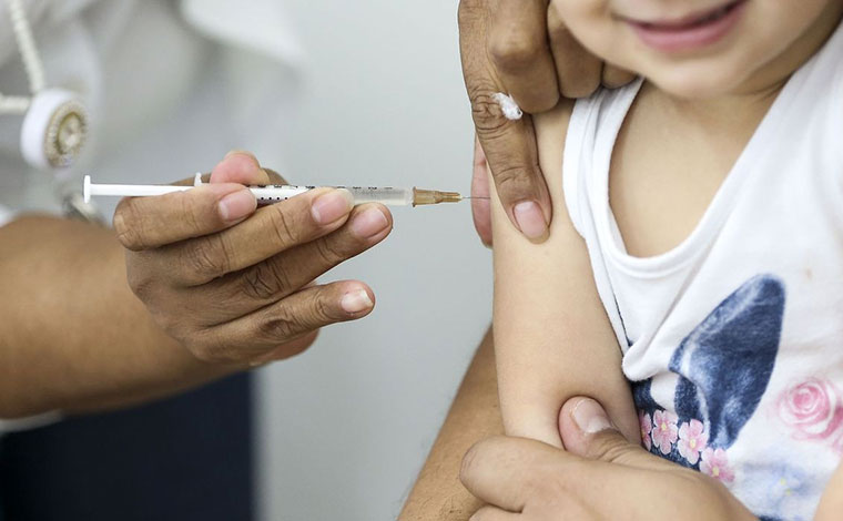 Covid-19: Estados não exigirão receita para vacinar crianças, diz Conass