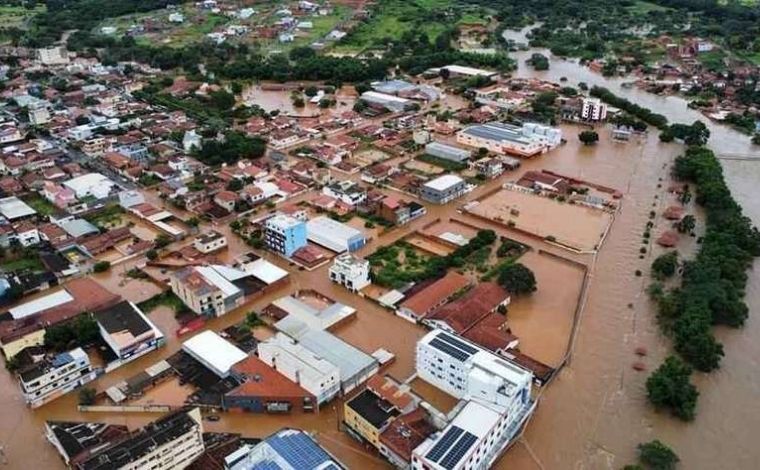Número de atingidos por chuvas em Minas Gerais já é igual ao do ano passado