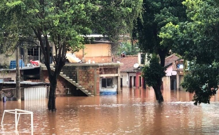 Governo de Minas reconhece situação de emergência em 124 municípios atingidos pelas chuvas