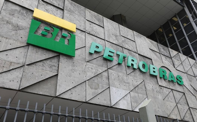 Petrobras anuncia aumento da gasolina e diesel a partir desta quarta-feira (12)