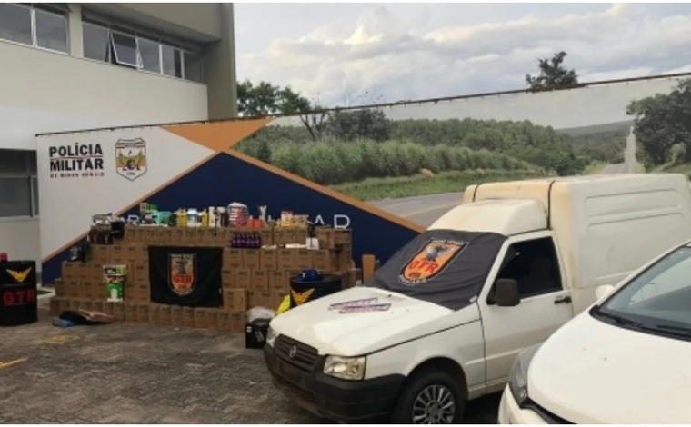 Suspeitos presos após roubo de carro com R$ 150 mil em produtos da Mercado Livre