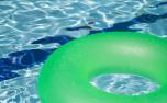 Menina de dois anos morre afogada em piscina de plástico na Grande BH