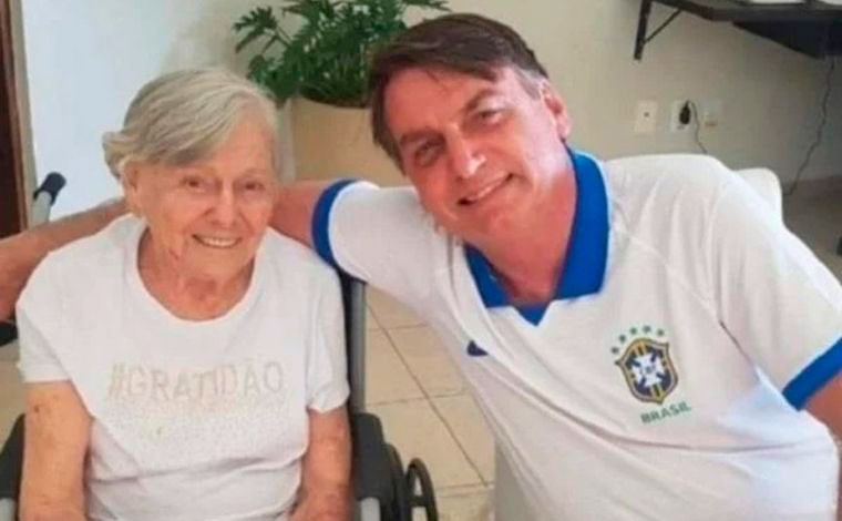 Mãe do presidente Jair Bolsonaro morre aos 94 anos no interior de São Paulo