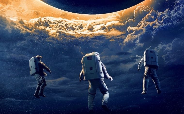 Destaque - Moonfall - Ameaça Lunar