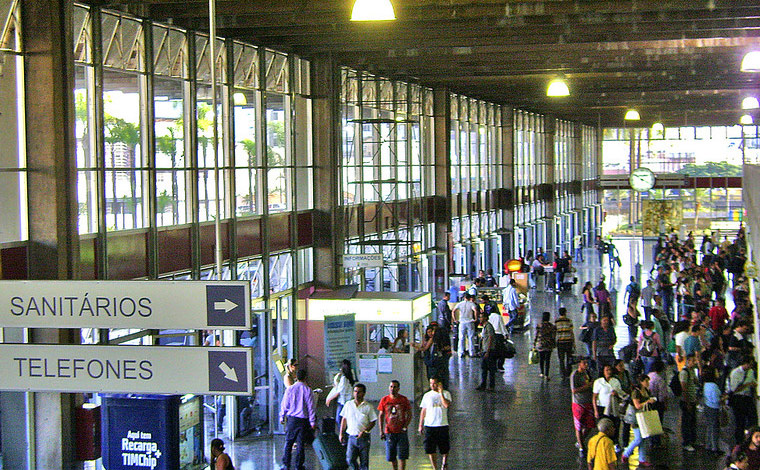 Rodoviárias e aeroportos esperam mais passageiros durante este carnaval