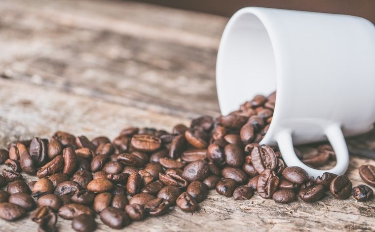 Homem morre após sofrer overdose de cafeína ao consumir o equivalente a 200 doses de café