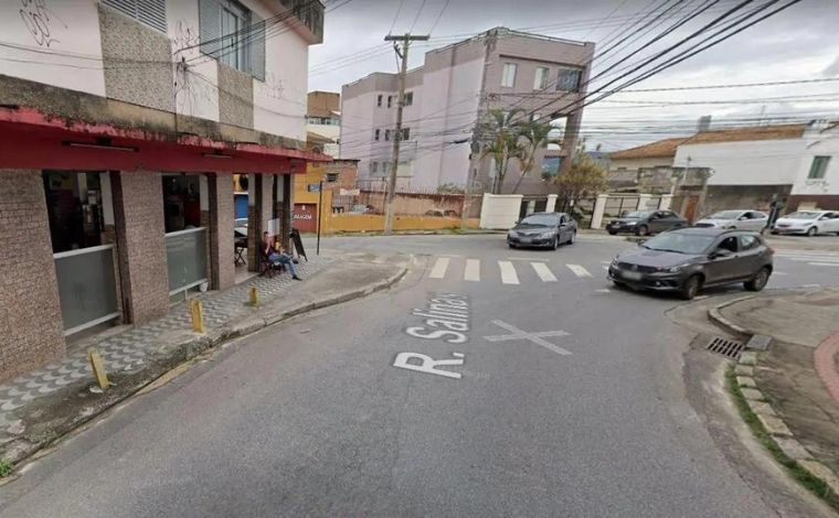 Motorista bêbado sobe na calçada e atropela cadeirante no bairro Floresta, em BH