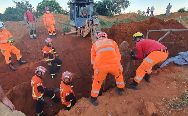 Trabalhador morre soterrado em obra de Pedro Leopoldo