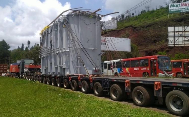 Anel Rodoviário e BR-381 serão interditados para passagem de carreta de 52 metros