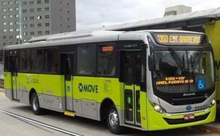 Passageiro se nega a usar máscara em ônibus, pega a chave do motorista e foge em BH