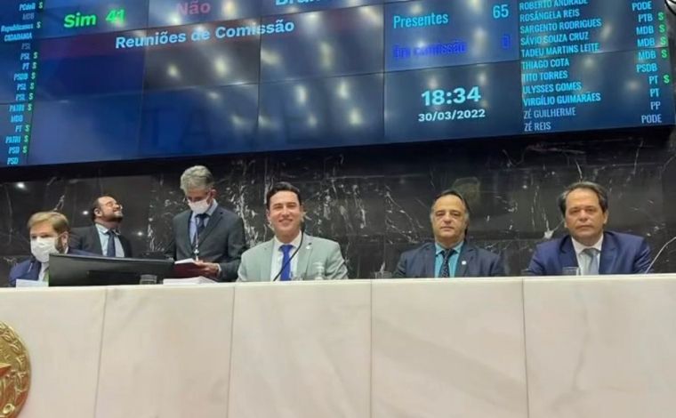 Assembleia Legislativa aprova reajuste para servidores públicos de Minas Gerais