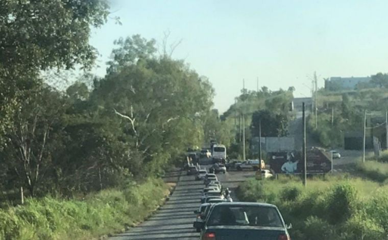 Homem morre após ser atropelado por ônibus na MG-238 em Sete Lagoas