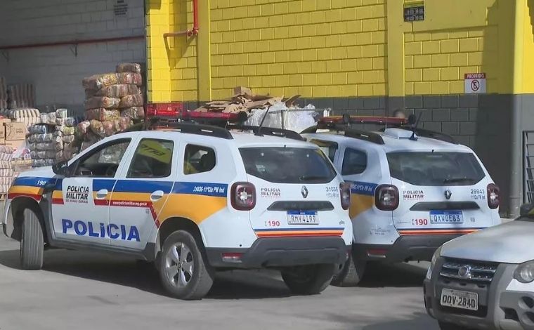 Policial Militar leva facada no pescoço dentro de supermercado em Pedro Leopoldo