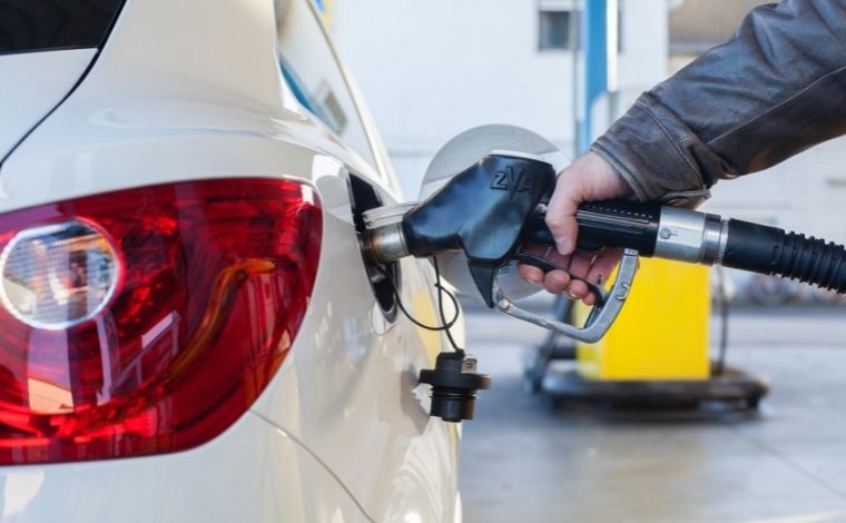 Brasil tem 3ª gasolina mais cara do mundo, calcula consultoria