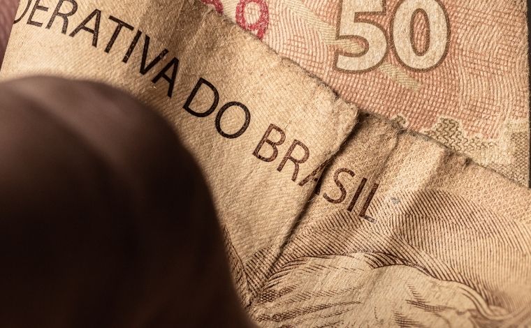 Valores a receber: Banco Central adia nova fase da consulta de dinheiro esquecido