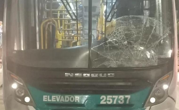 Engenheiro é atropelado por ônibus após sair de show do Metallica em Belo Horizonte