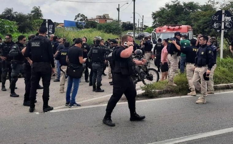 Policiais rodoviários federais são mortos a tiros por homem em situação de rua na BR-116