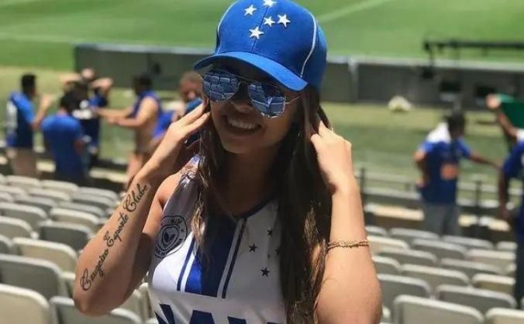 Torcedora do Cruzeiro é morta a tiros pelo ex-namorado em Minas; autor tirou a própria vida
