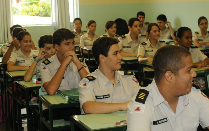 Deeas divulga relação de classificados para o Colégio Tiradentes