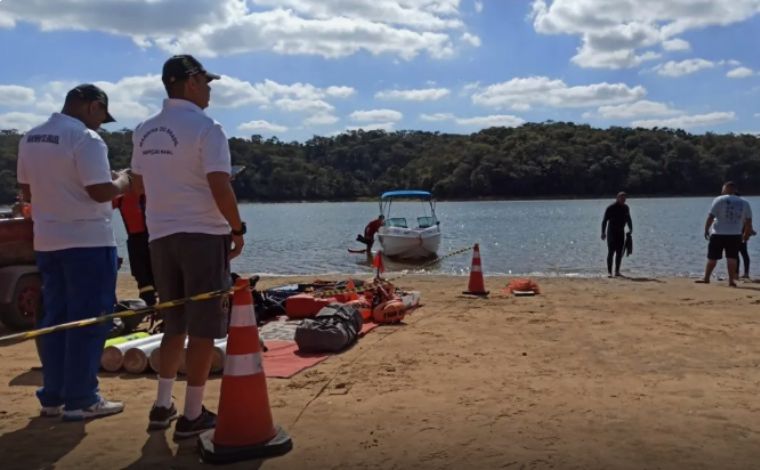 Homem desaparece após barco virar na Lagoa Várzea das Flores em Contagem