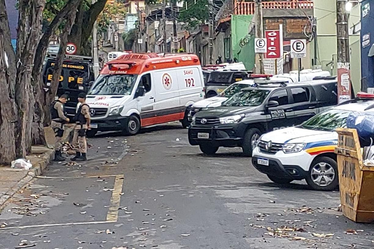 Criança de 7 anos é refém de ex-padrasto há mais de 14 horas em Belo Horizonte