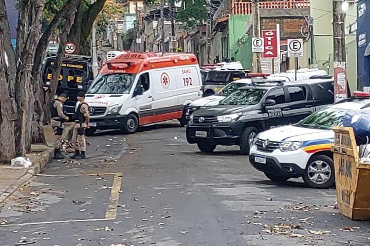 ‘Está estável, não atingiu órgãos vitais’, explica tia de sequestrador baleado por sniper em BH