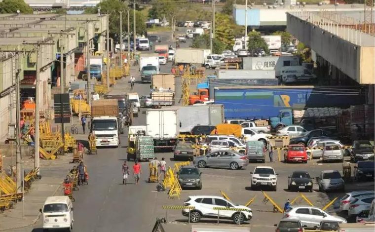 Homem morre eletrocutado em esteira de mercadorias na Ceasa, em Contagem